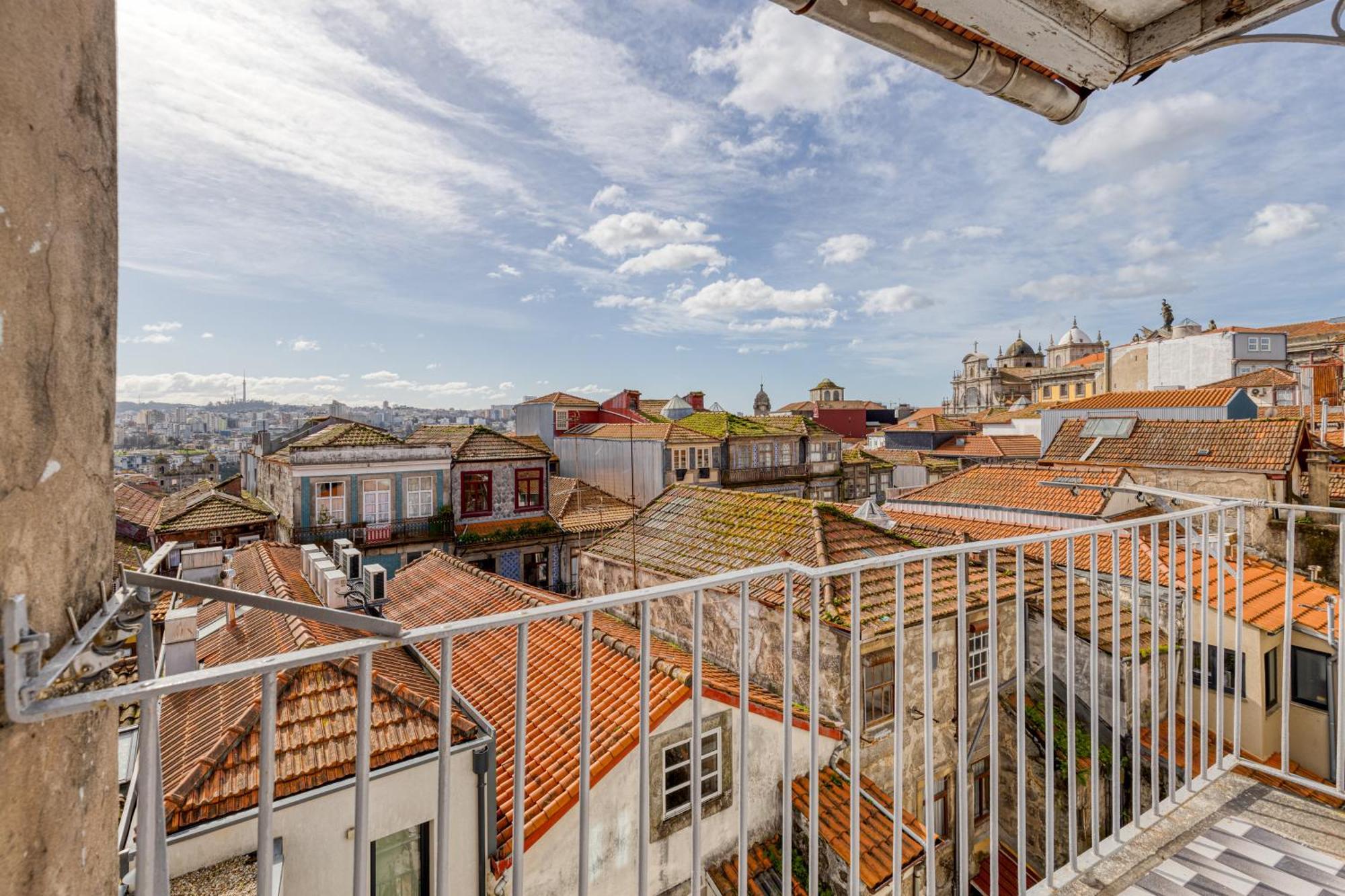 Oporto Guest Casa Dos Clerigos Apartment Exterior photo